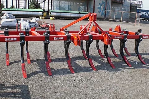 تصویر 1 از گاوآهن قربان محمدزاده ساختار تجربی اصلاح شده